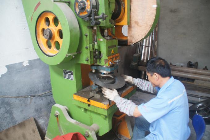 Qingdao Luox Energy Saving Equipment Co., Ltd خط تولید کارخانه 1